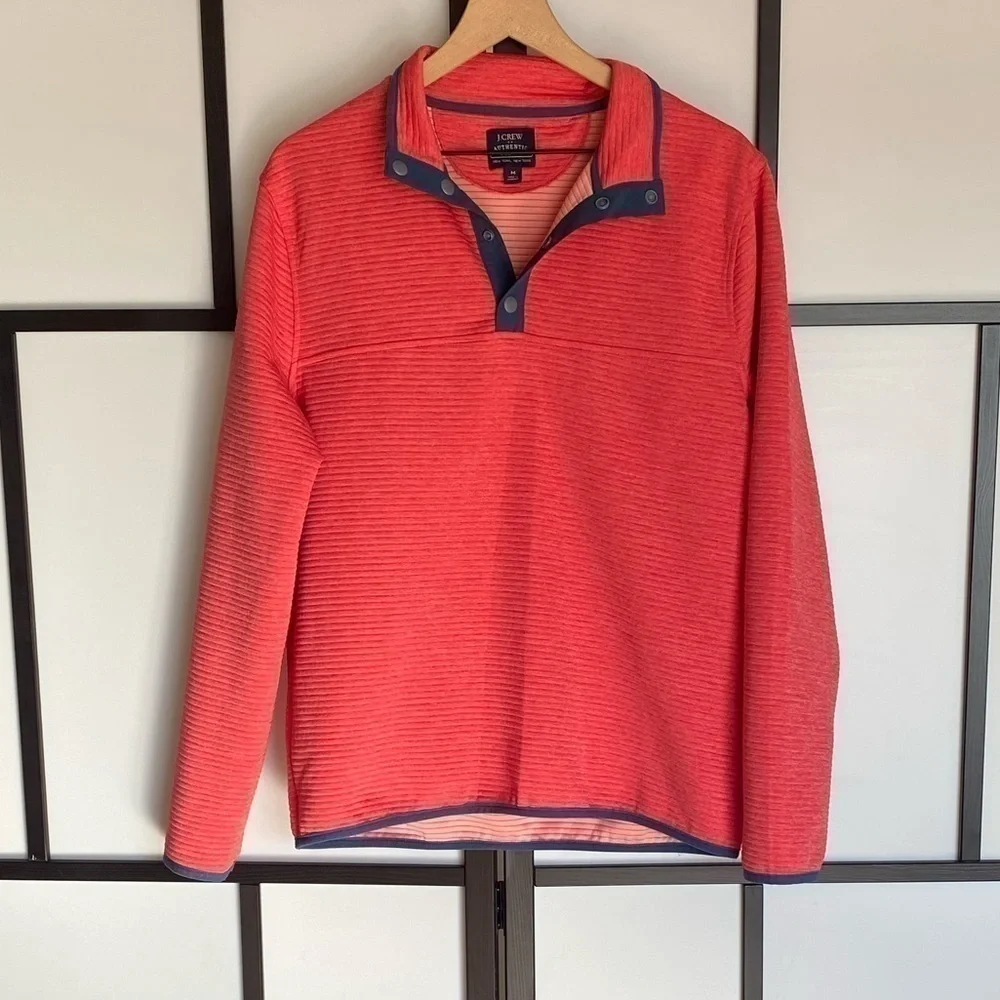 J. Crew men’s pullover. Size medium‎